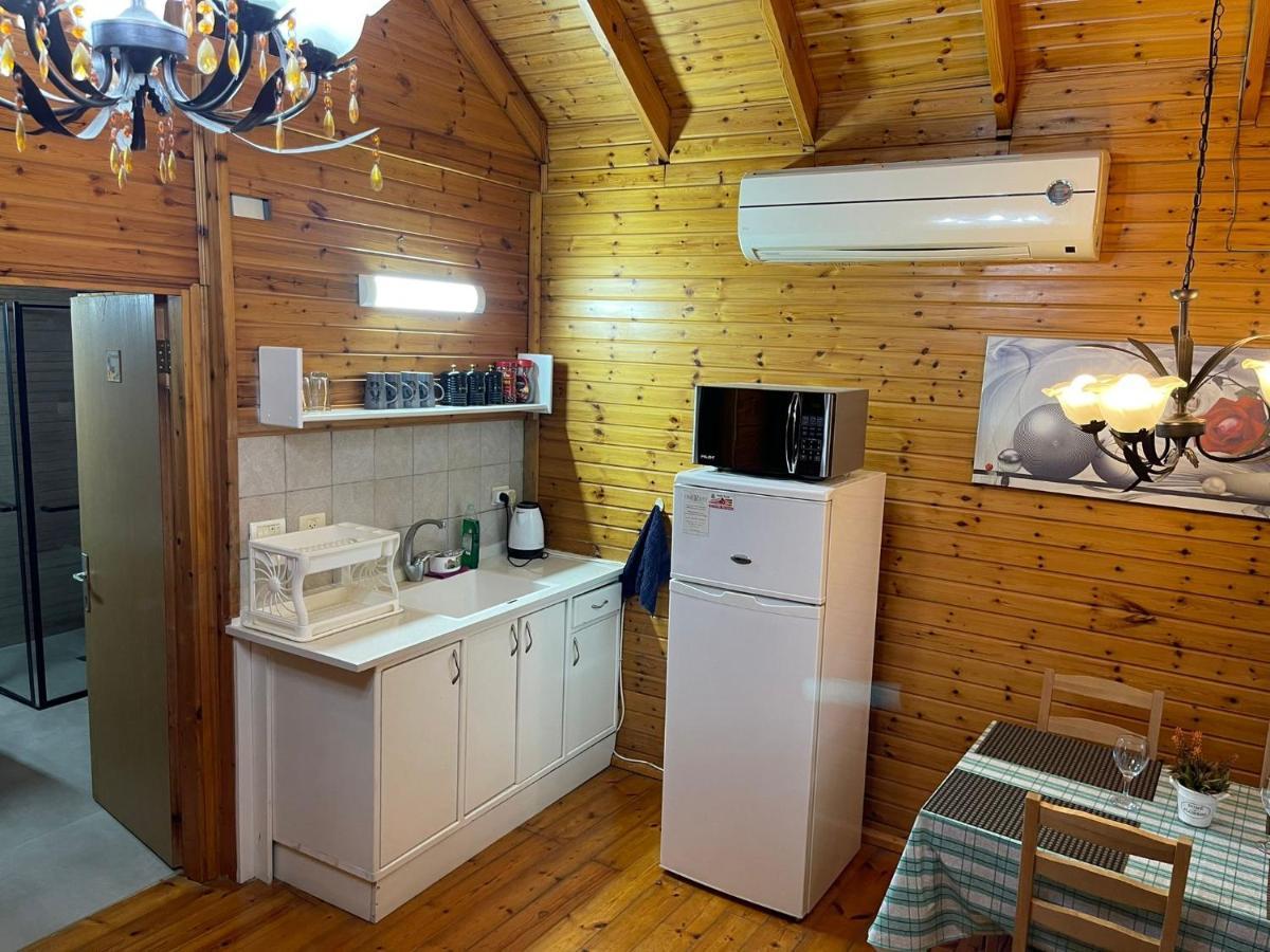 Villa Tal Nof Cabins à Manot Extérieur photo
