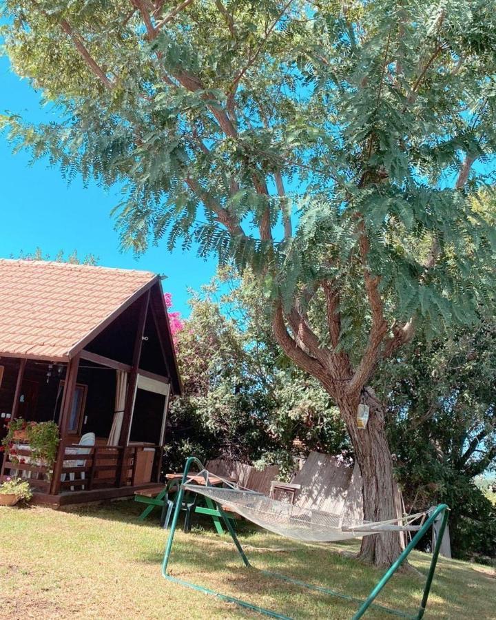 Villa Tal Nof Cabins à Manot Extérieur photo