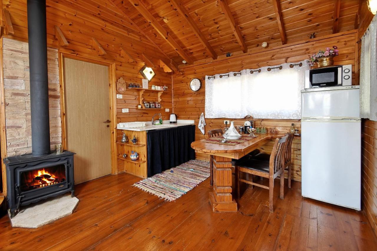 Villa Tal Nof Cabins à Manot Extérieur photo