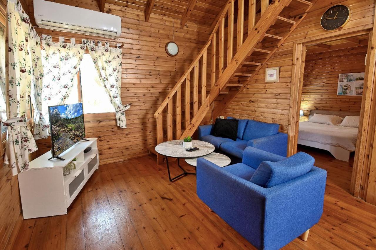 Villa Tal Nof Cabins à Manot Extérieur photo