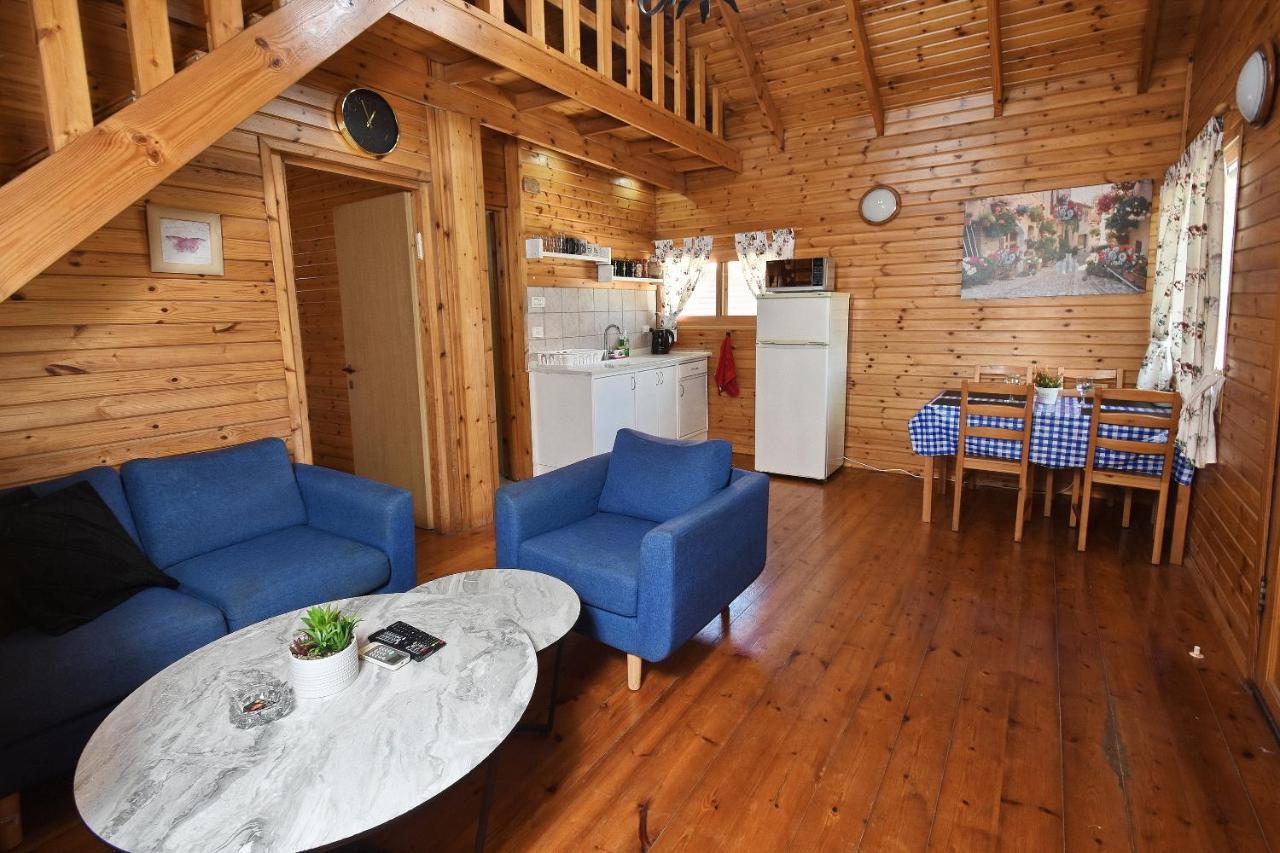 Villa Tal Nof Cabins à Manot Extérieur photo