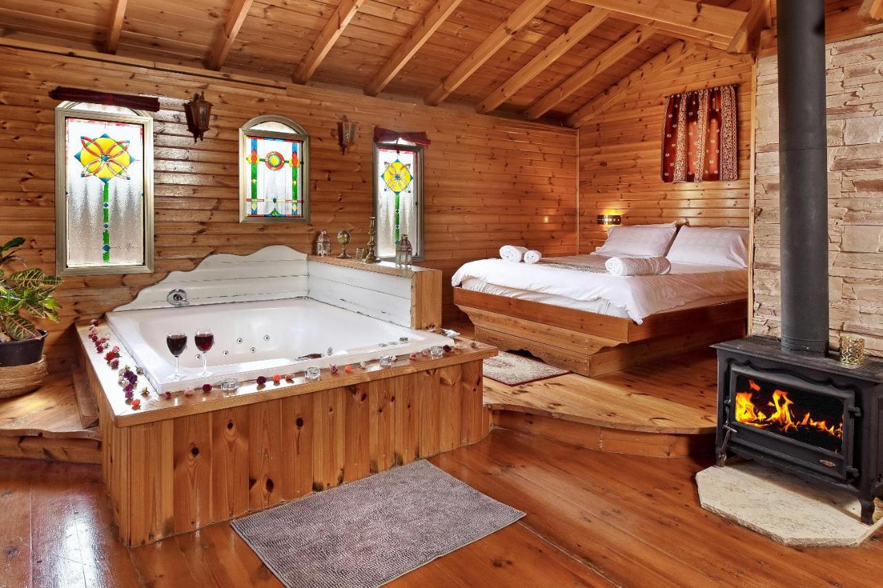 Villa Tal Nof Cabins à Manot Extérieur photo