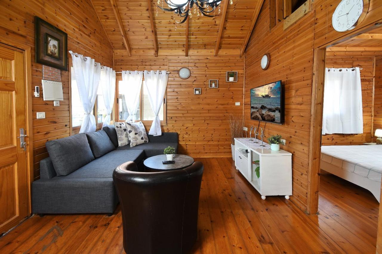 Villa Tal Nof Cabins à Manot Extérieur photo