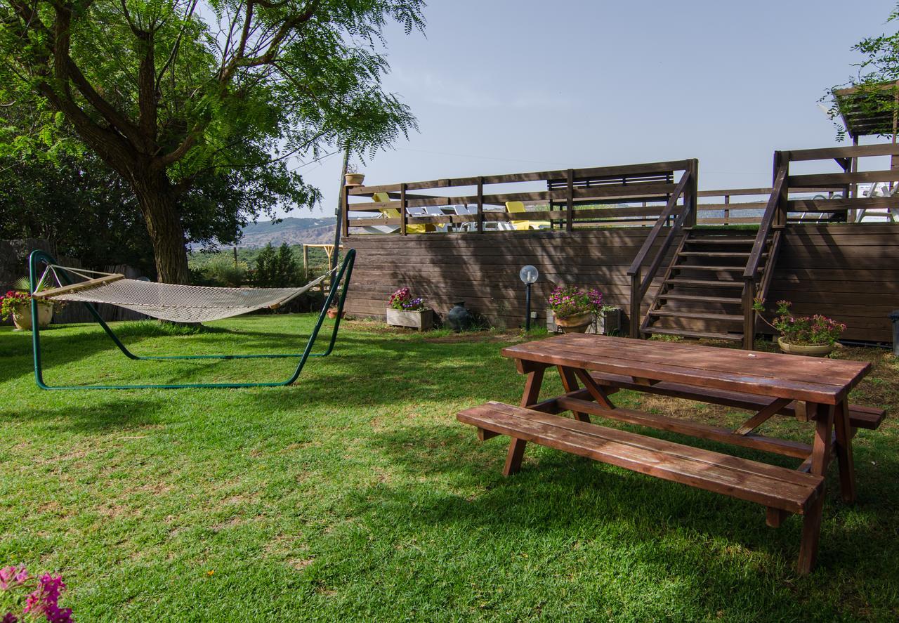 Villa Tal Nof Cabins à Manot Extérieur photo